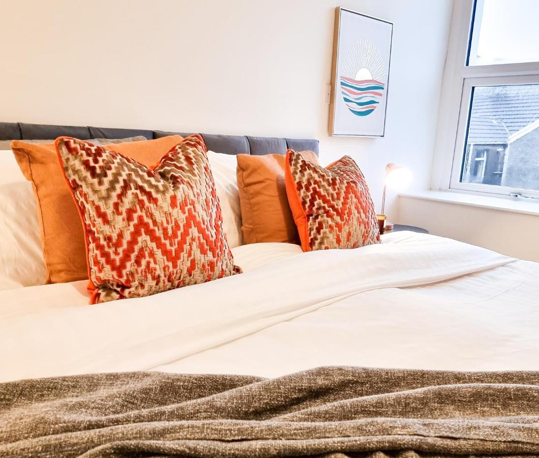 Spacious 3-Bed Near The City Centre Swansea Exterior photo