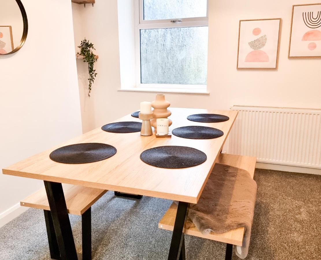 Spacious 3-Bed Near The City Centre Swansea Exterior photo