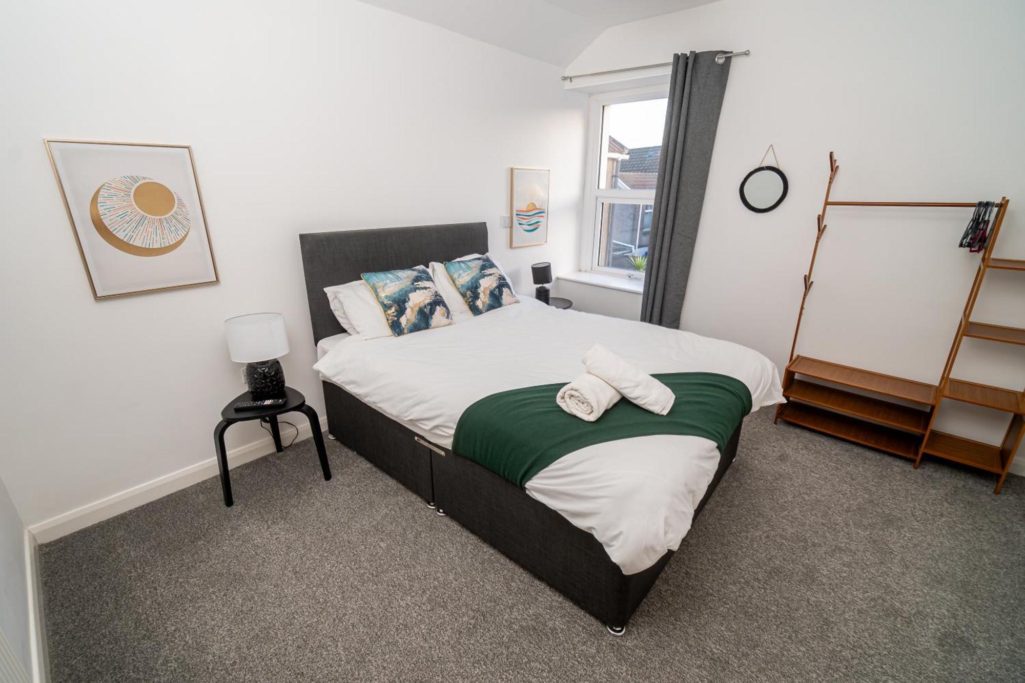 Spacious 3-Bed Near The City Centre Swansea Exterior photo