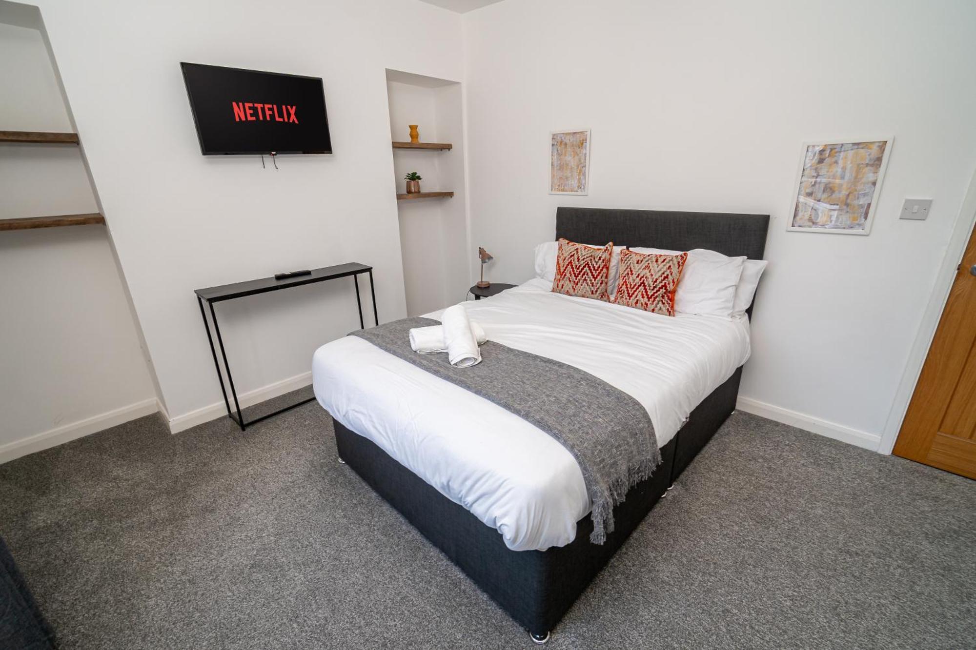 Spacious 3-Bed Near The City Centre Swansea Exterior photo