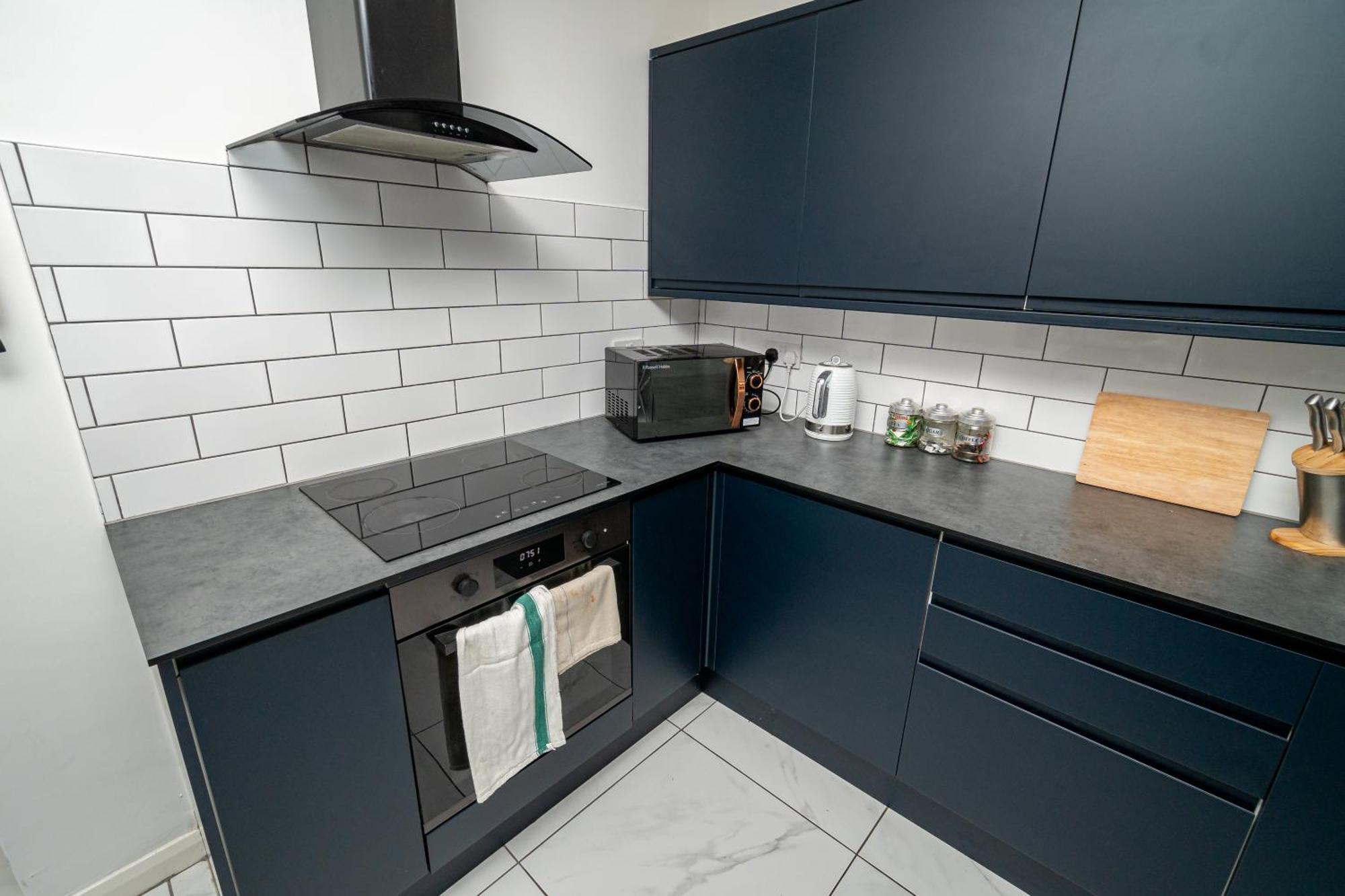 Spacious 3-Bed Near The City Centre Swansea Exterior photo