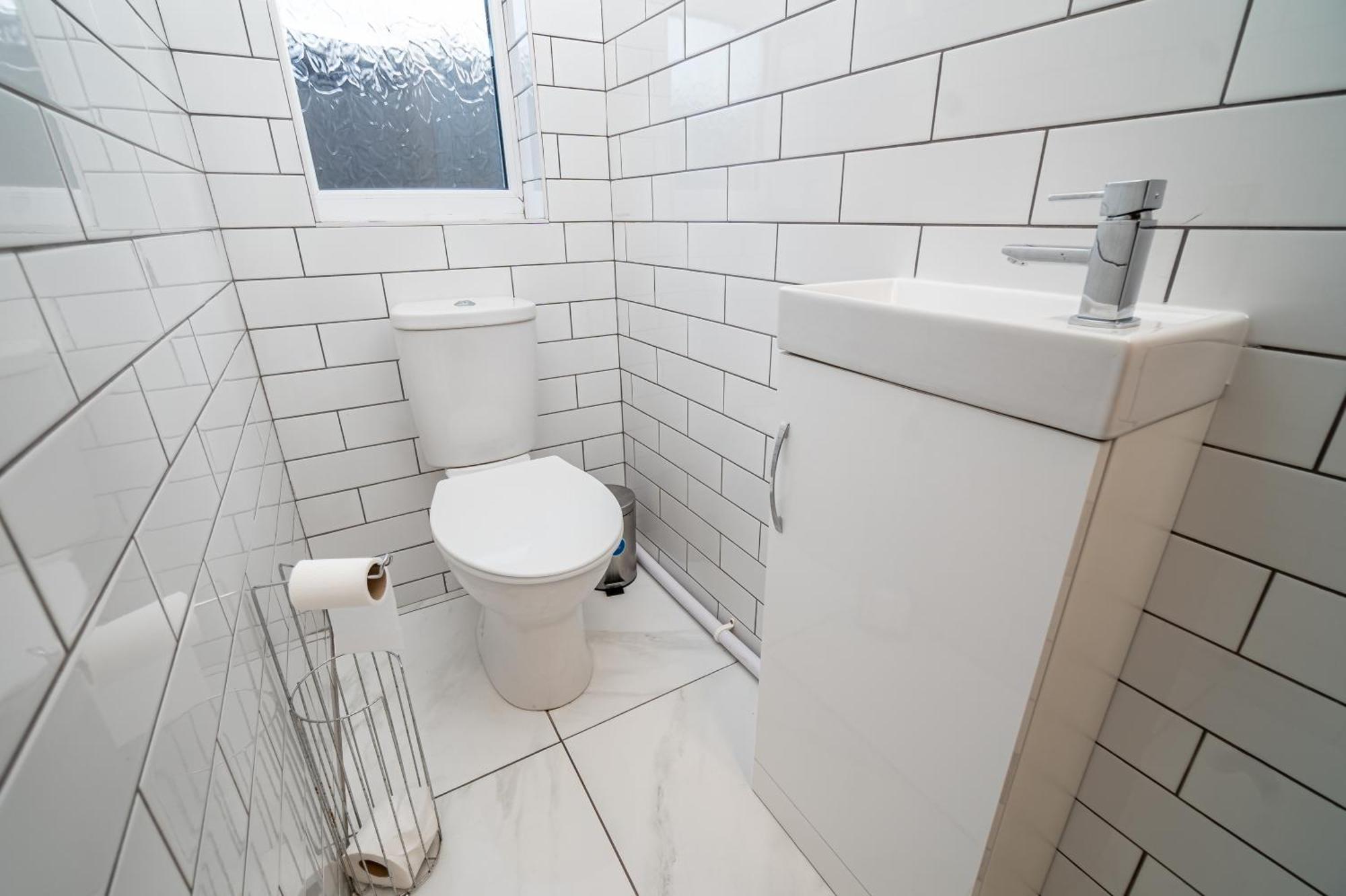 Spacious 3-Bed Near The City Centre Swansea Exterior photo